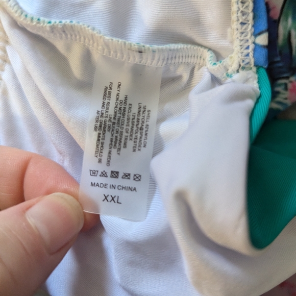 Bathing Suit XXL - Picture 6 of 13